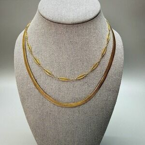 Gold Tone Chain Necklace Lot of‎ 2 Layering Trifari & Unbranded Casual Everyday